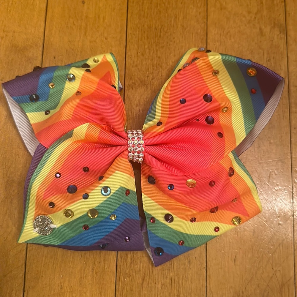JoJo Siwa Rainbow Bow